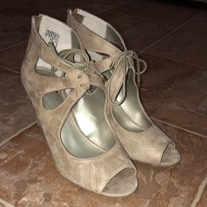 BRAND NEW A.N.A Chance Peep Toe Pumps